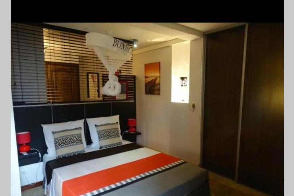 سانت بيير Villa A 1Mn A Pied De La Plage , Piscine Privee المظهر الخارجي الصورة