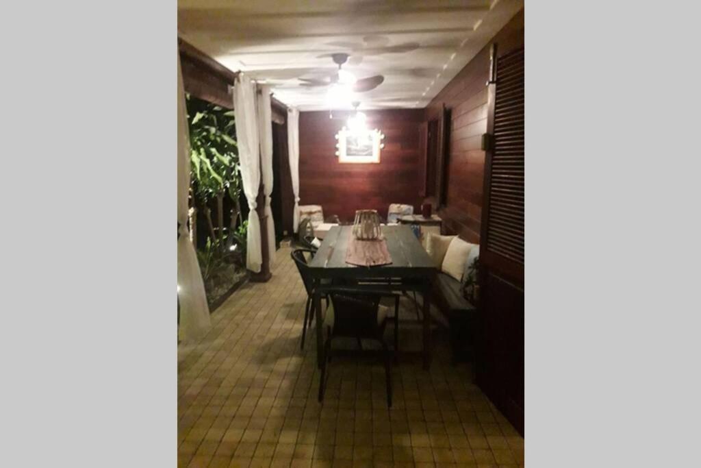 سانت بيير Villa A 1Mn A Pied De La Plage , Piscine Privee المظهر الخارجي الصورة